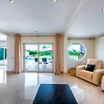 Vera Villa *