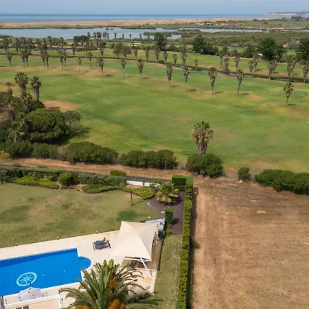 Villa Vera Guia (Faro)