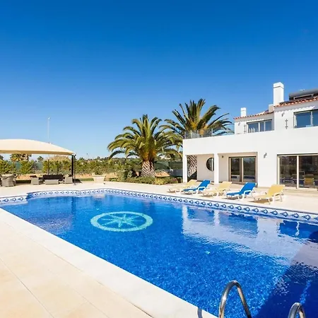 Vera Villa Guia (Faro)