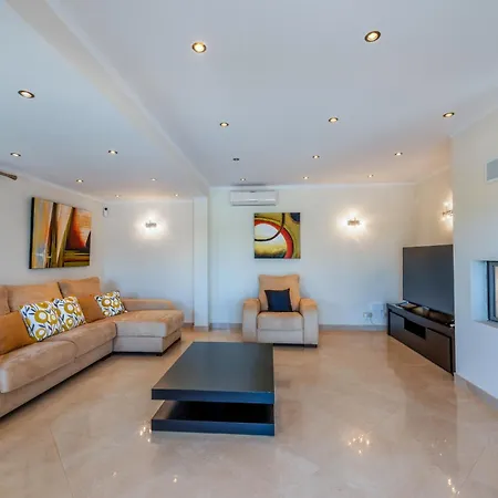 Villa Vera *